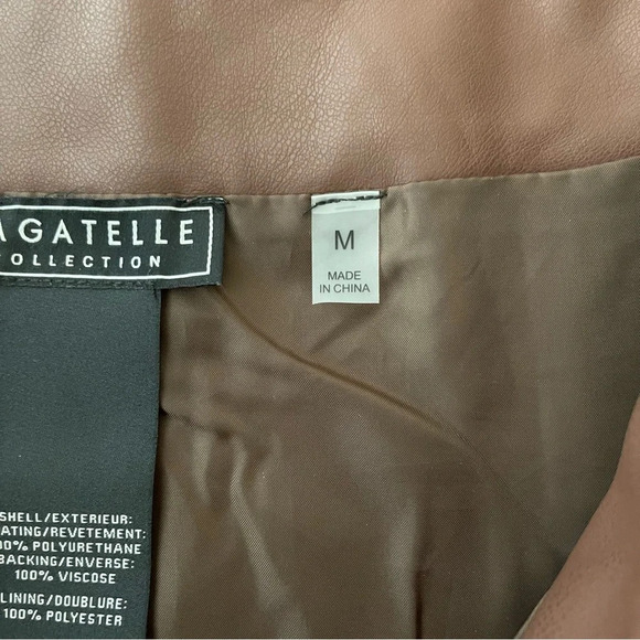 Bagatelle Collection Mini Faux Leather Skirt with Pockets workwear streetwear - Picture 8 of 10